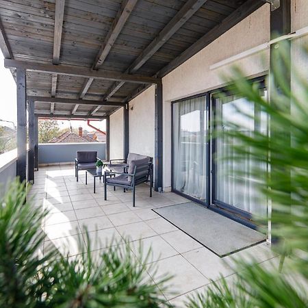 Апартаменти Apartament De Lux Cu Terasa Тімішоара Екстер'єр фото