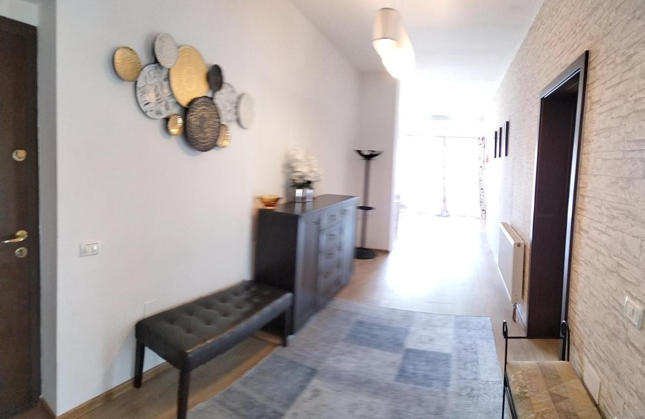Апартаменти Apartament De Lux Cu Terasa Тімішоара Екстер'єр фото